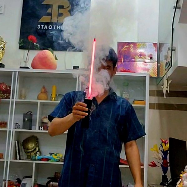 Kiếm đâm bóng siêu khói